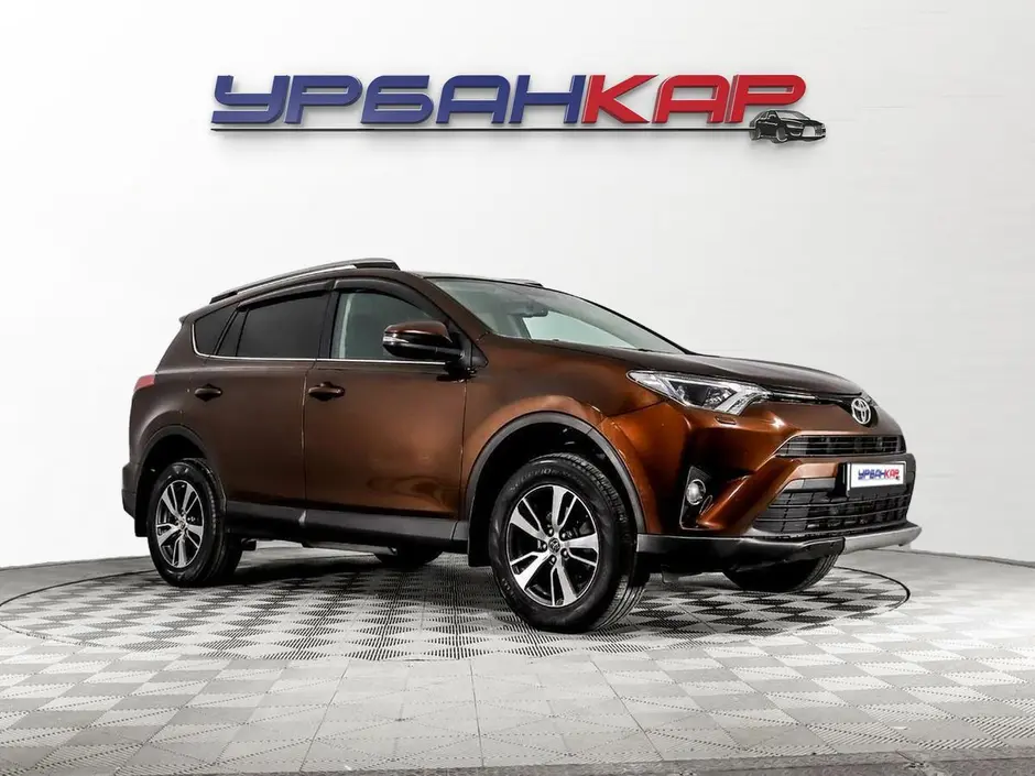 Toyota RAV4, 2017 г.