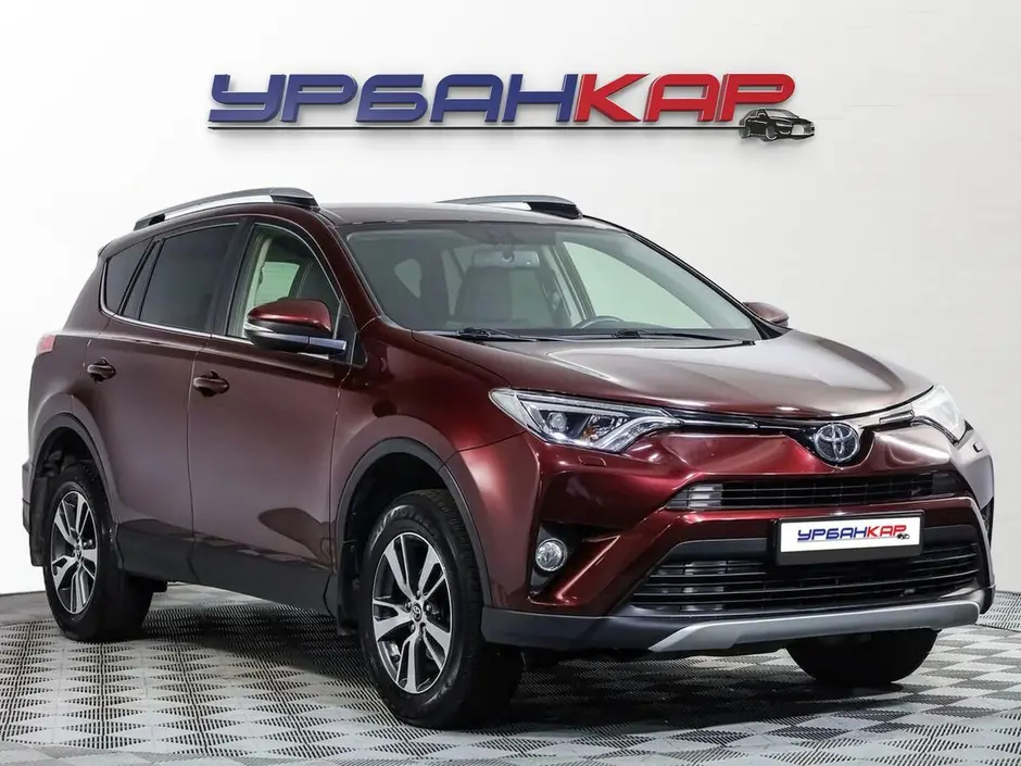 Toyota RAV4, 2015 г.