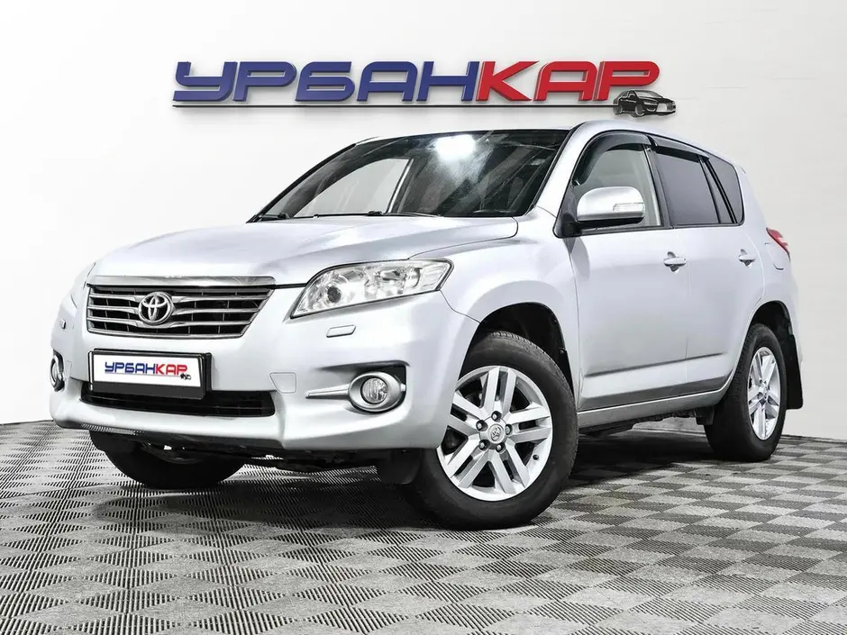 Toyota RAV4, 2011 г.