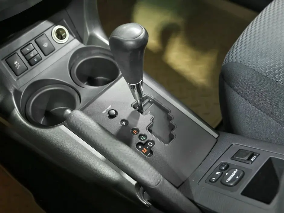 Toyota RAV4, 2011 г.