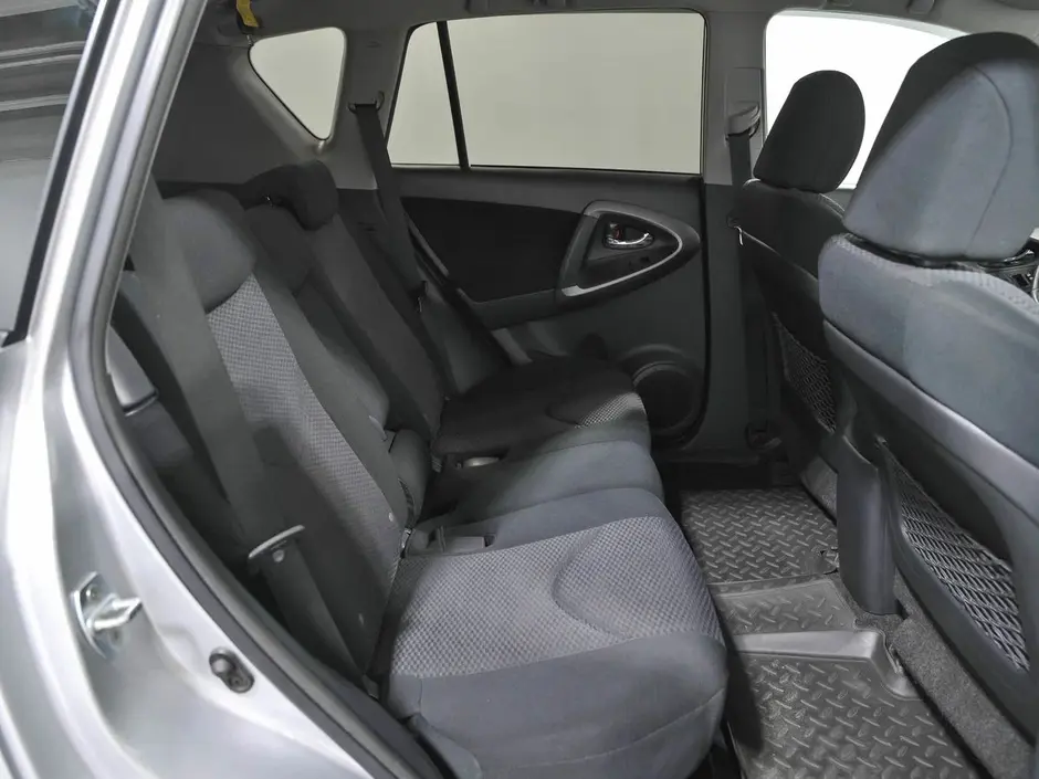 Toyota RAV4, 2011 г.