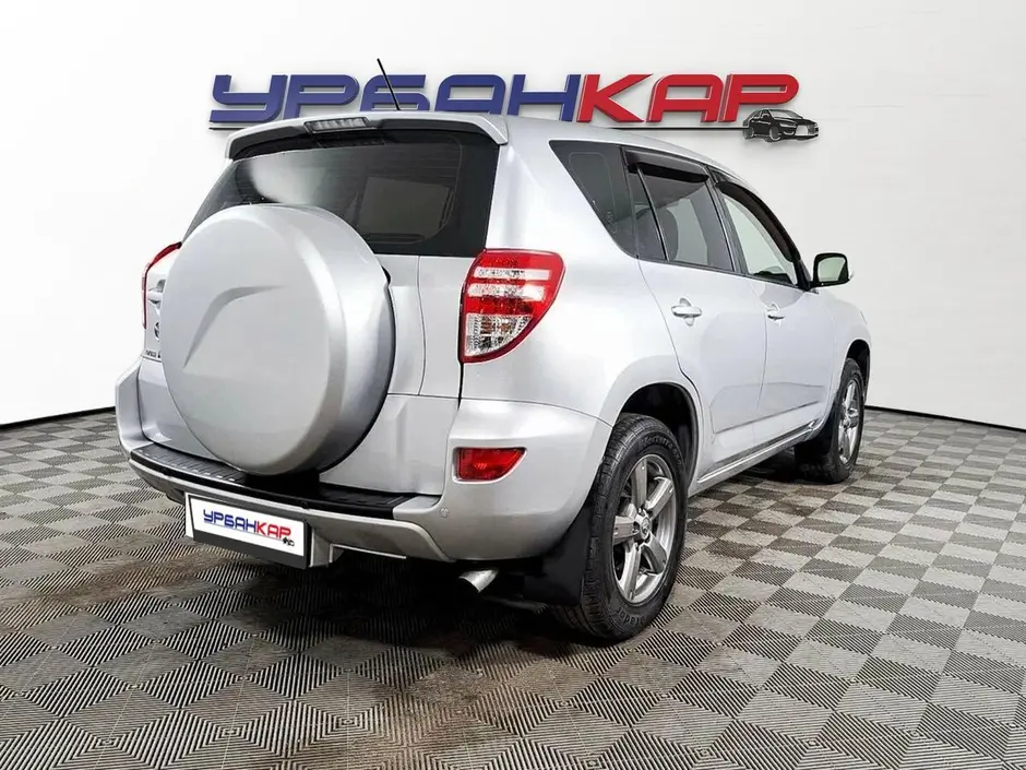 Toyota RAV4, 2012 г.
