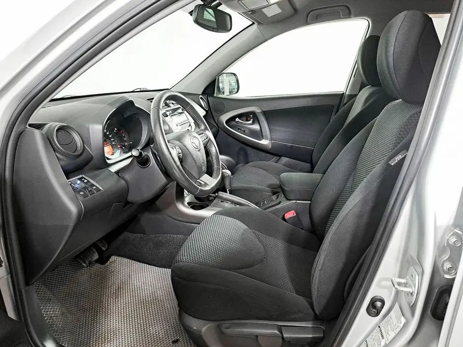 Toyota RAV4, 2012 г.