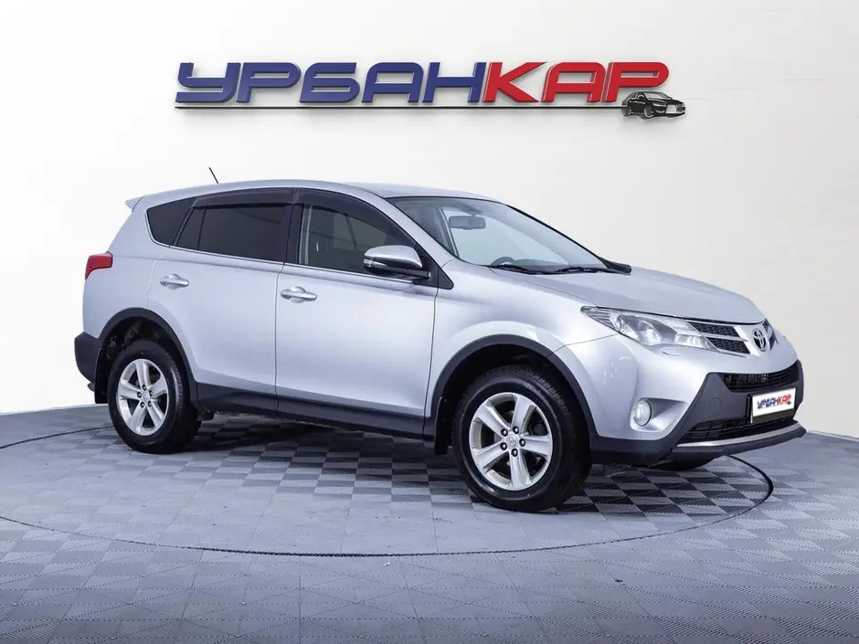 Toyota RAV4, 2013 г.