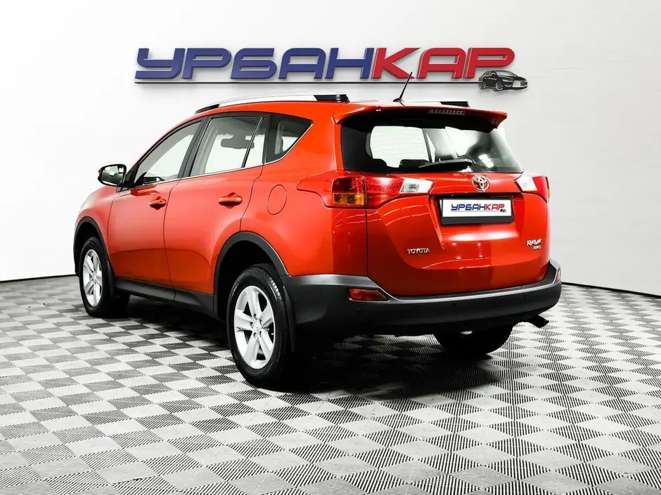 Toyota RAV4, 2014 г.