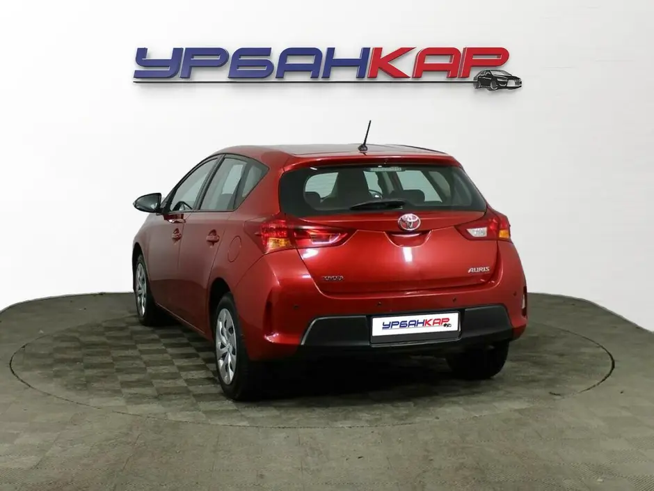 Toyota Auris, 2014 г.