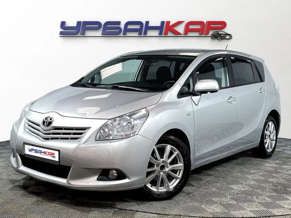 Toyota Verso, 2012 г.