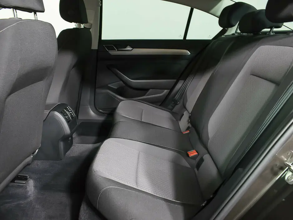 Volkswagen Passat, 2017 г.