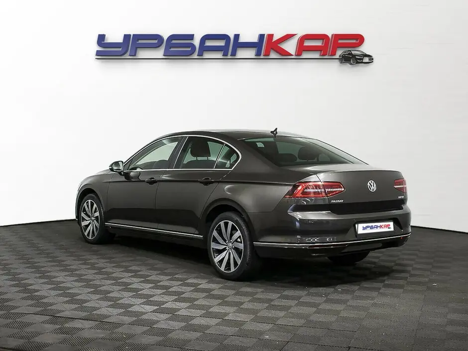 Volkswagen Passat, 2017 г.