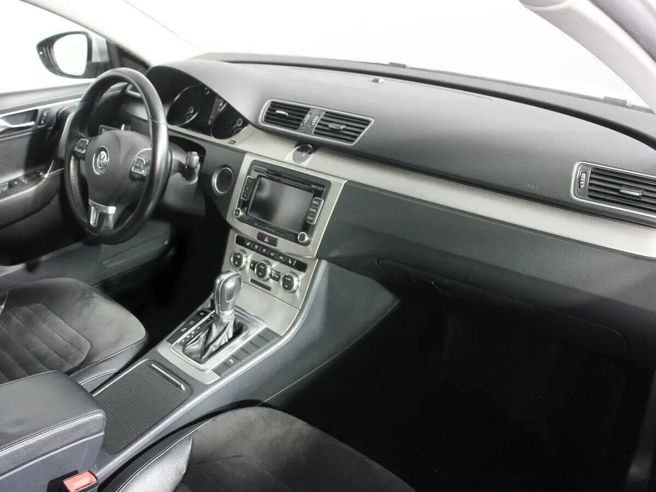 Volkswagen Passat, 2012 г.