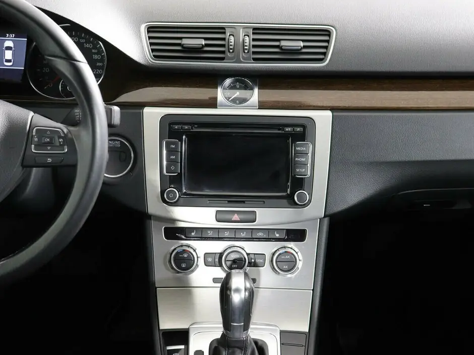 Volkswagen Passat, 2014 г.