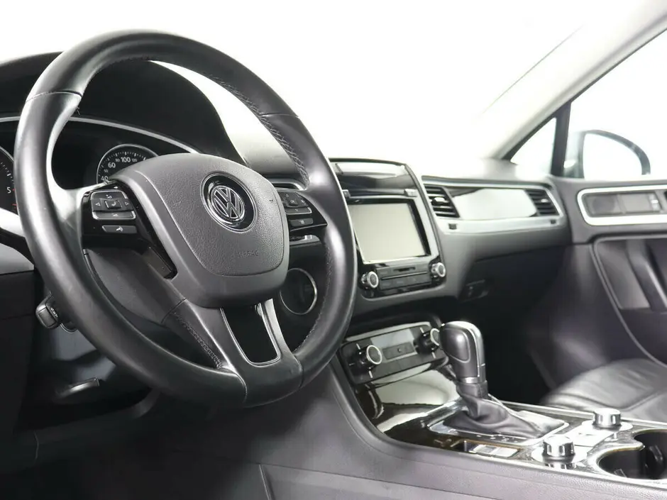 Volkswagen Touareg, 2013 г.