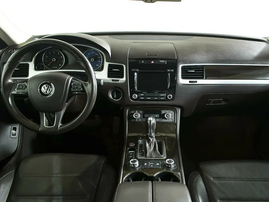 Volkswagen Touareg, 2012 г.