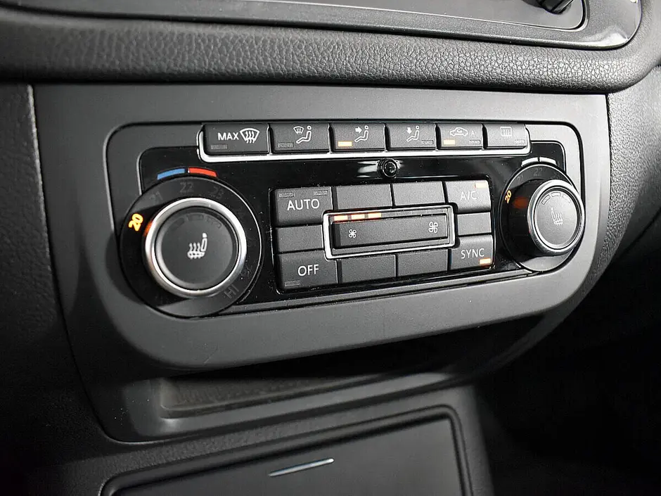 Volkswagen Tiguan, 2012 г.