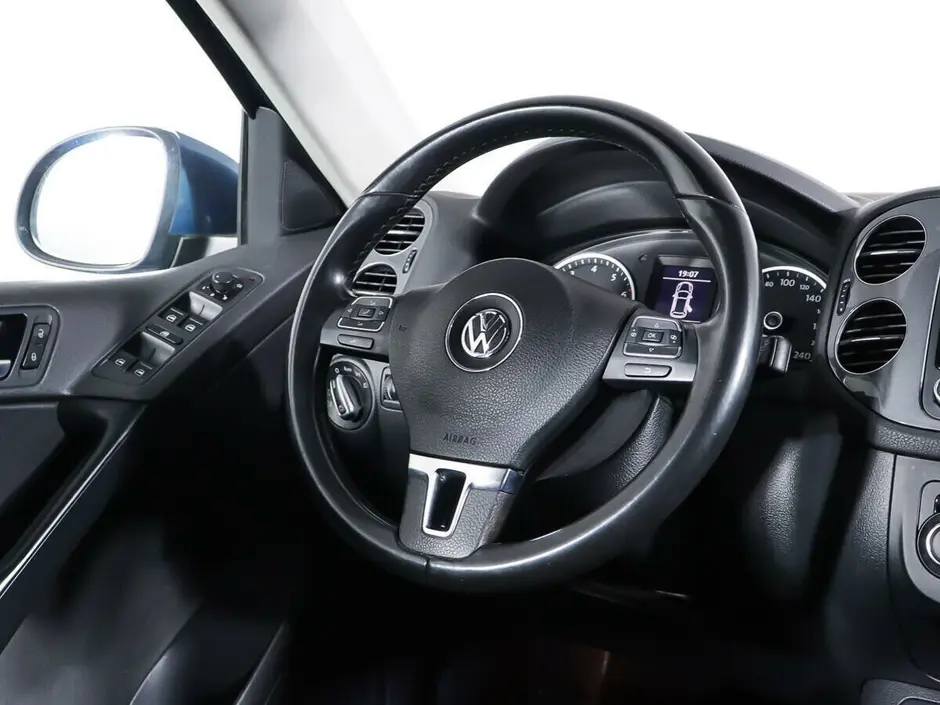 Volkswagen Tiguan, 2015 г.