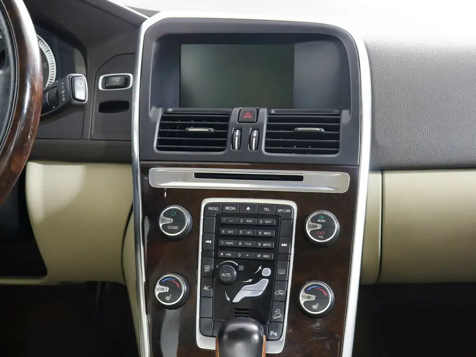 Volvo XC60, 2011 г.