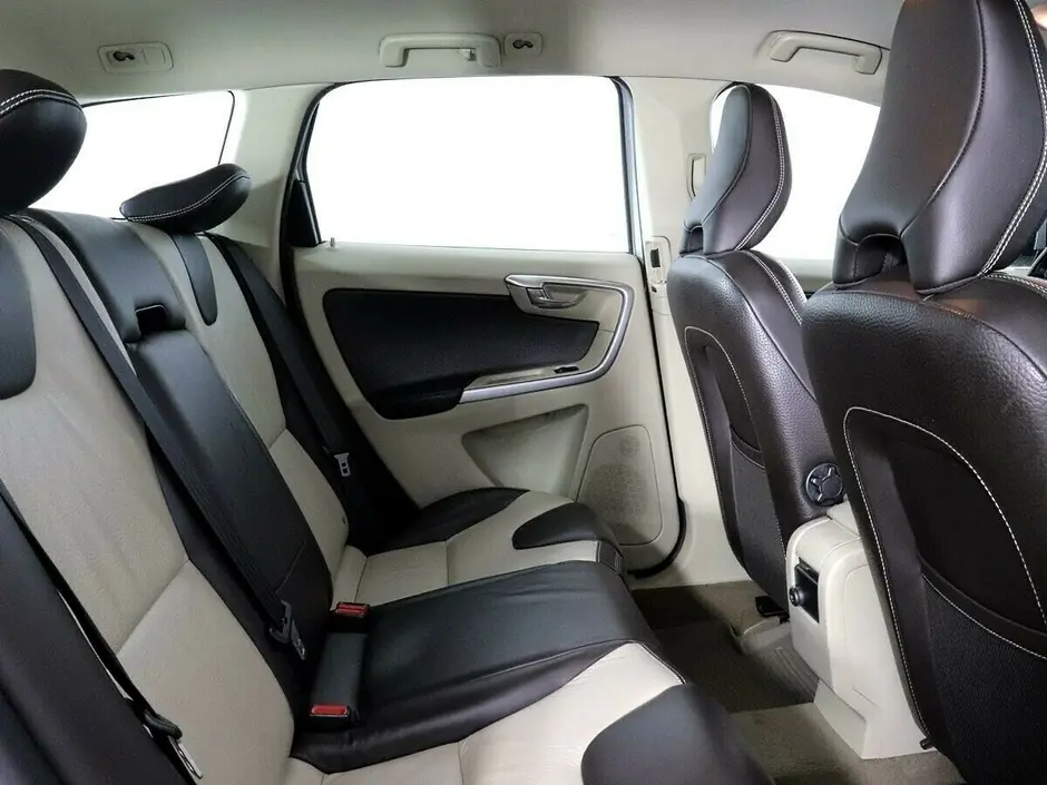 Volvo XC60, 2011 г.