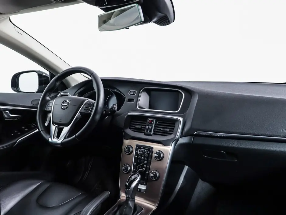 Volvo V40 Cross Country, 2018 г.