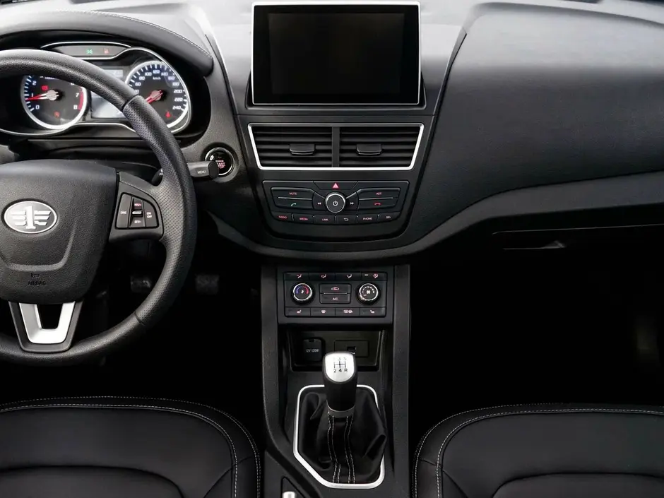 FAW Besturn X40, 2022 г.