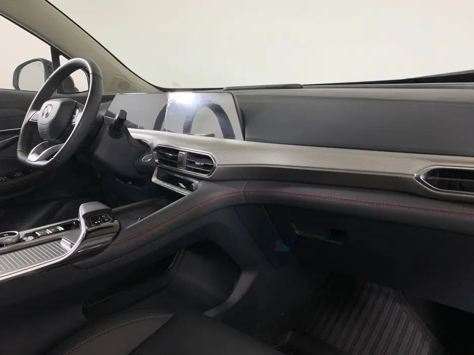 Changan UNI-T, 2023 г.