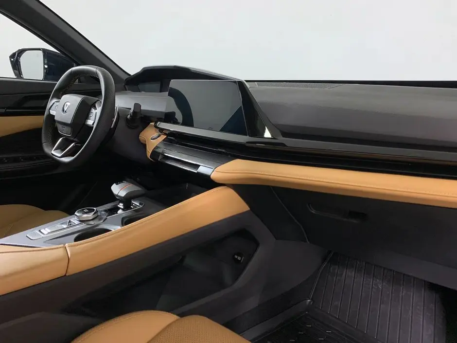 Changan UNI-V, 2023 г.