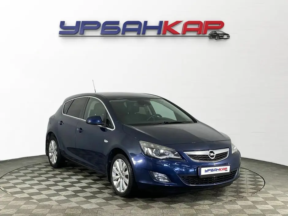 Opel Astra, 2012 г.