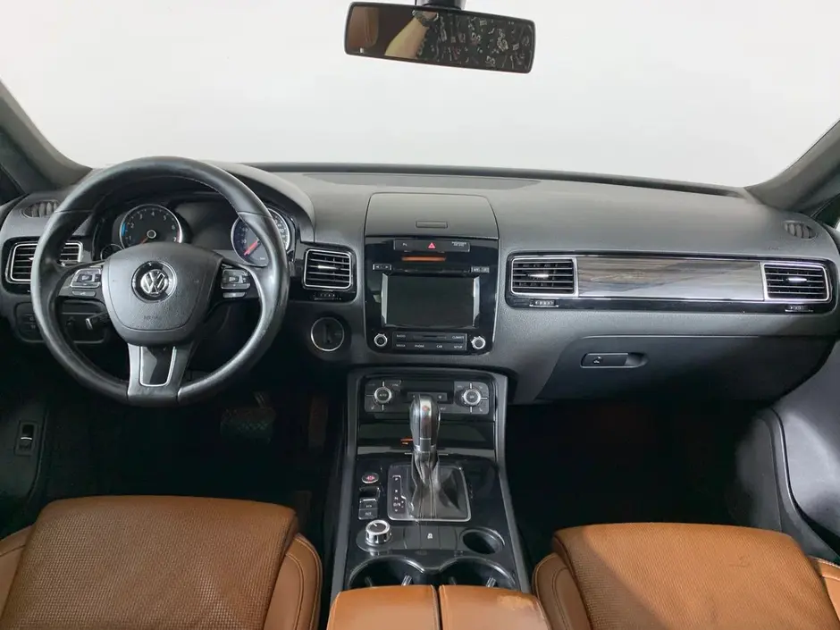 Volkswagen Touareg, 2014 г.